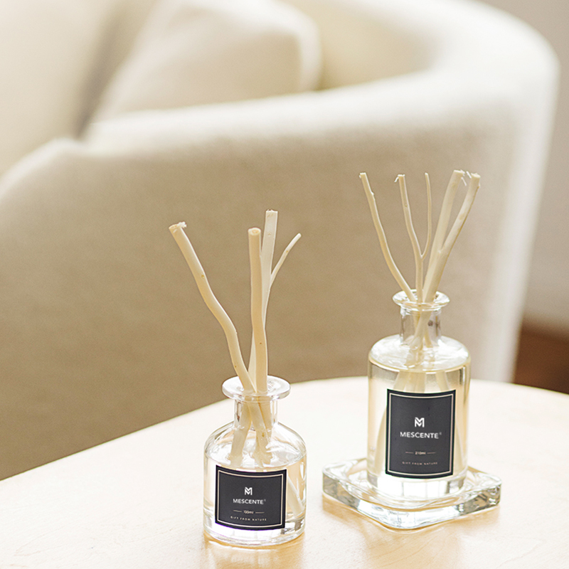 M&Scent Hurtownia luksusowych szklanych butelek 2022 New Arrival Najnowsza konstrukcja Dyfuzor trzcinowy
