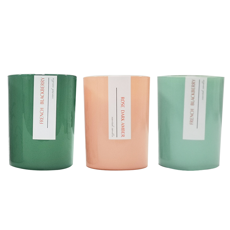 M&Scent, niestandardowa, kokosowa świeca zapachowa z logo marki własnej, podgrzewana do świec palmowych