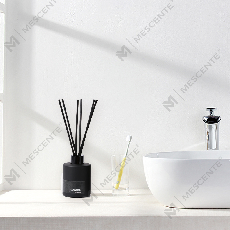 M&Scent Hurtownia luksusowych marek prywatnych Dekoracyjny kwiat w sztyfcie Dyfuzor z trzciny z korkiem