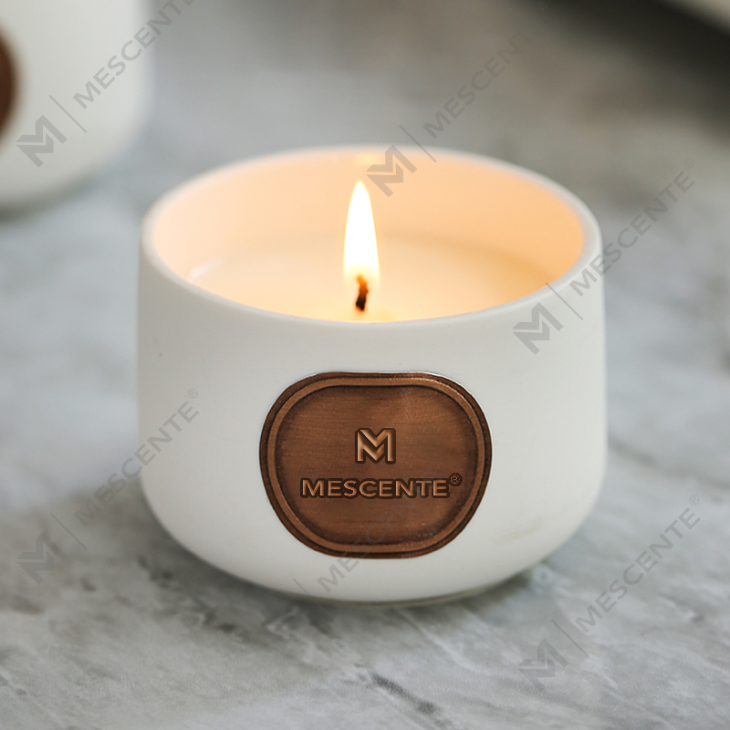 Zestawy upominkowe ceramicznych świec zapachowych z wosku kokosowego marki własnej M&Scent