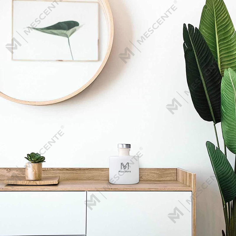 M&Scent Luksusowa spersonalizowana prywatna marka Jesienny wystrój Aromatowe świece zapachowe sojowe Zestaw upominkowy z dyfuzorem trzcinowym