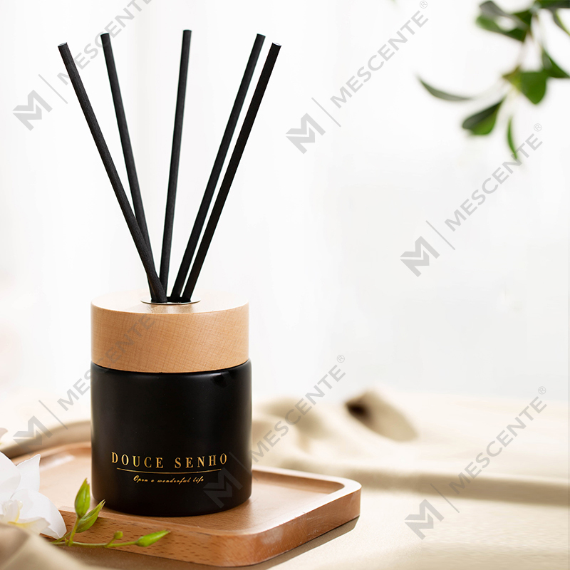 M&Scent Czarna butelka Perfumy Aroma Dyfuzor Reed Oil, Zapach Tajlandia Reed Dyfuzory Zestaw upominkowy