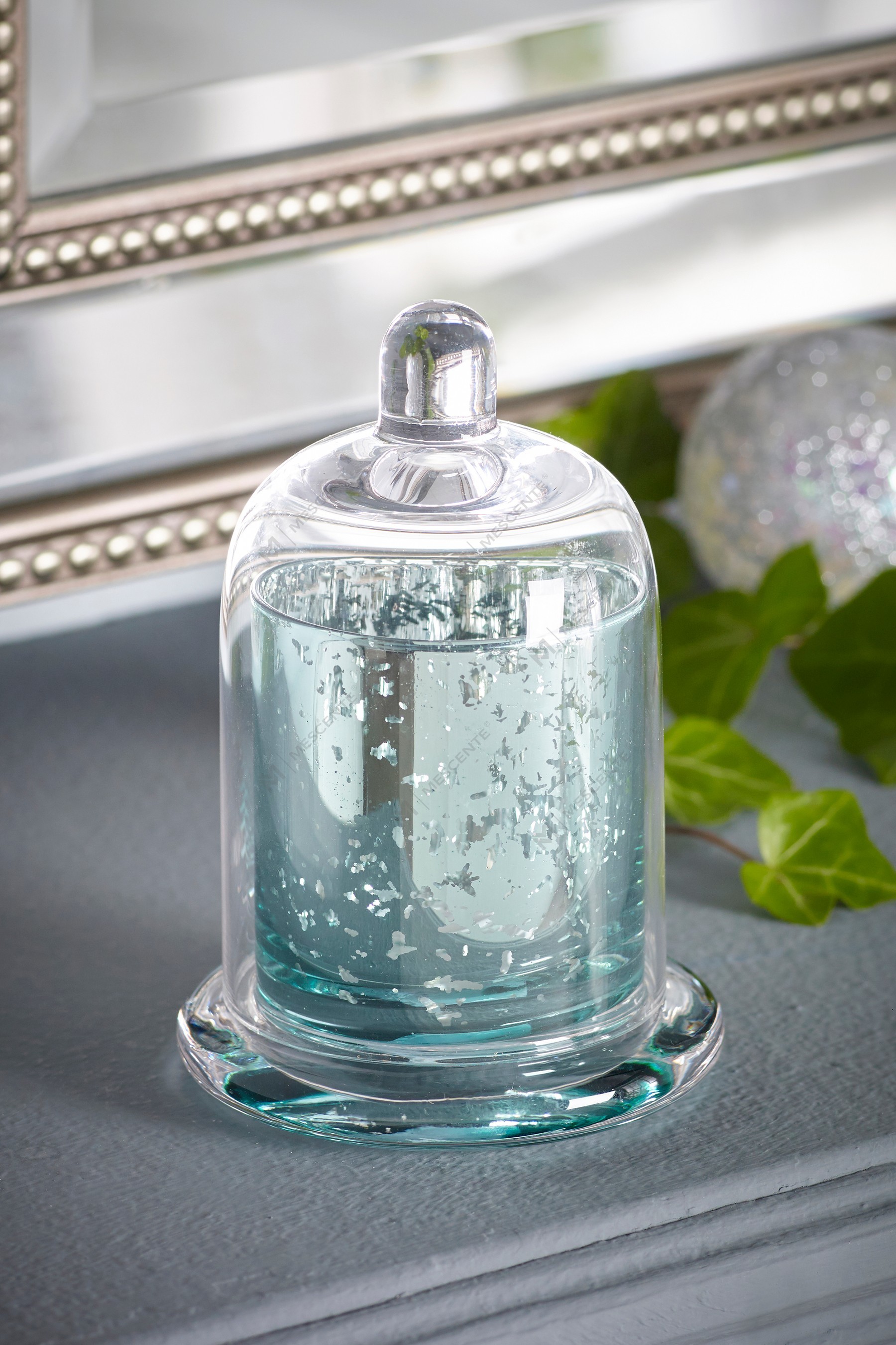 Mescente Luxury Silver Domed cover Świecznik zapachowy ze szklaną kopułą