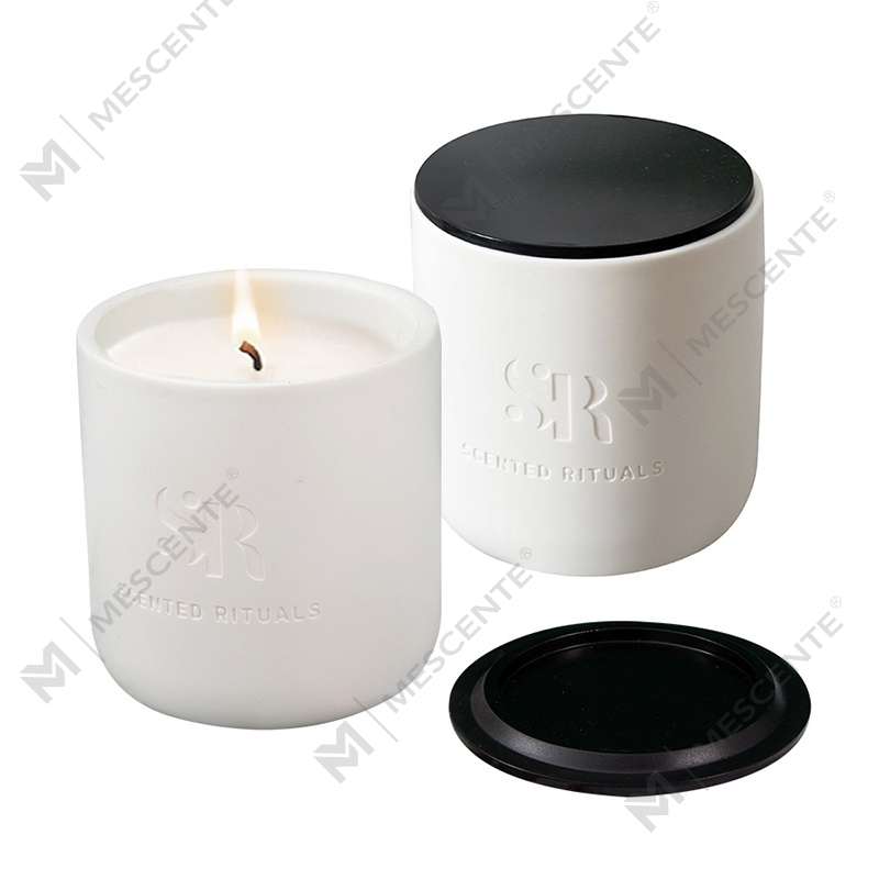 Zapach M&S Niestandardowe logo Tanie ceramiczne słoiki z drewnianymi pokrywkami Świeca, luksusowe świece z wosku kokosowego