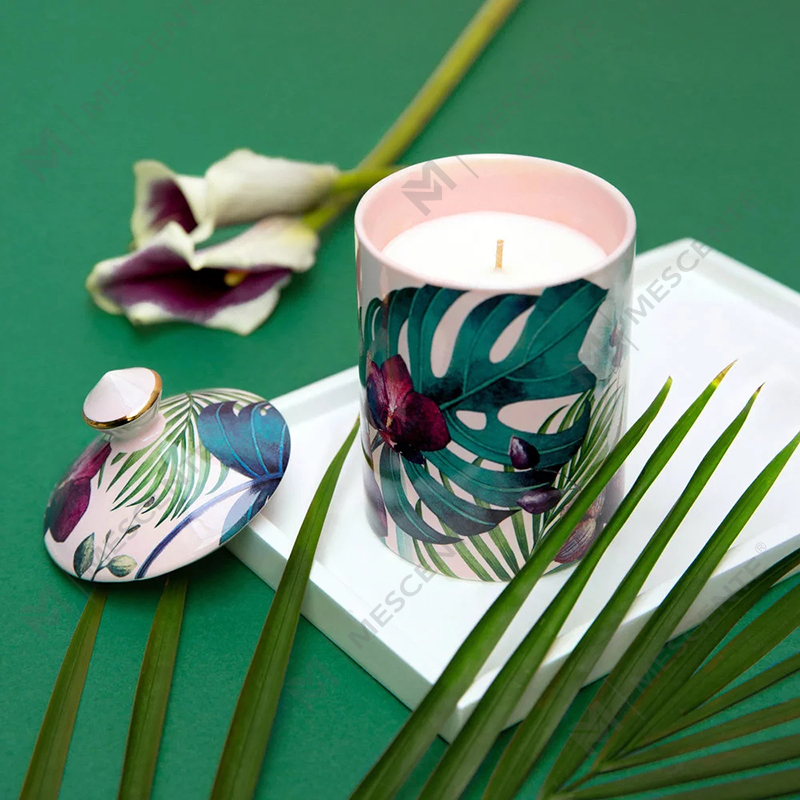 Świeca szklana M&Scent Special Design Color Urban Botanics ze składanym pudełkiem
