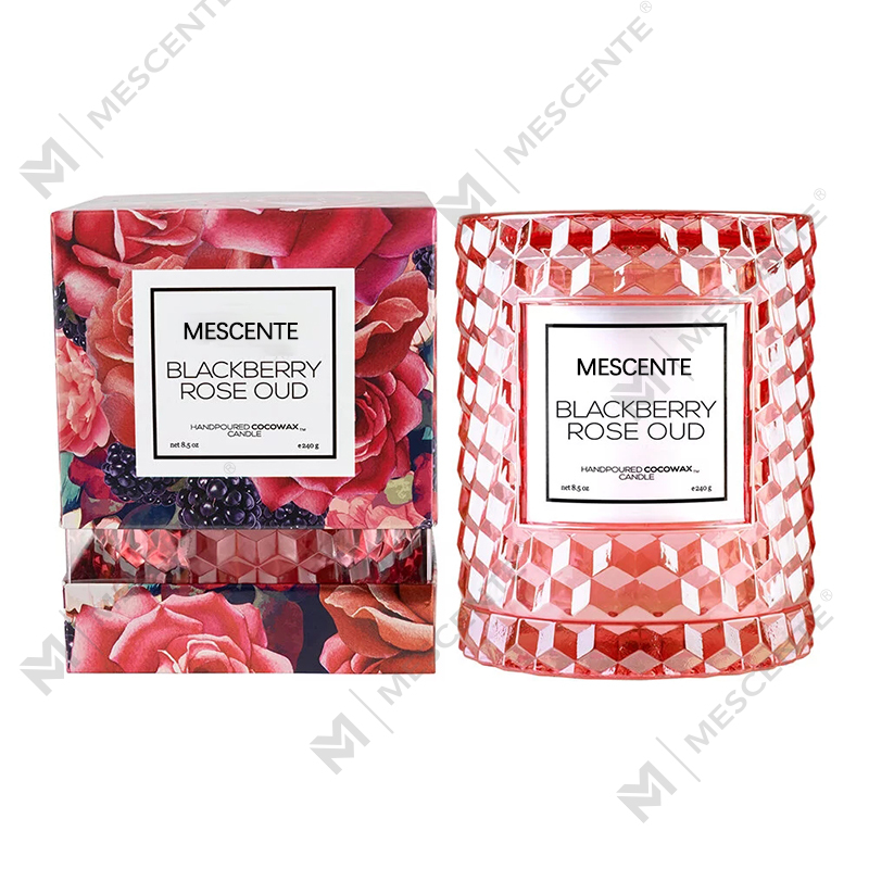 M&Scent Niestandardowa świąteczna dekoracja Blackberry Rose Oud Icon Świeca