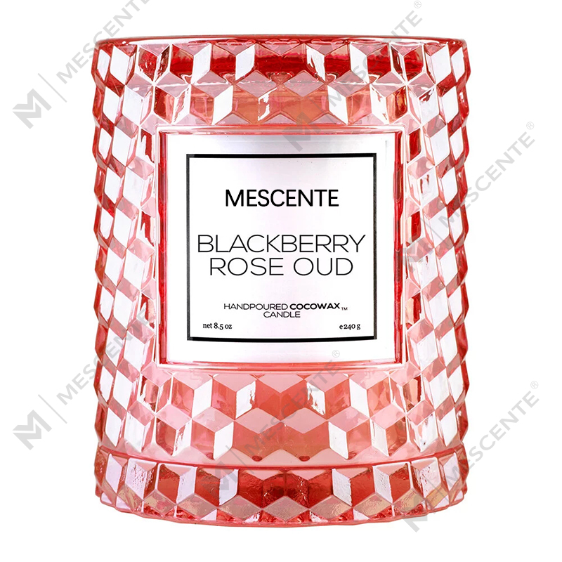 M&Scent Niestandardowa świąteczna dekoracja Blackberry Rose Oud Icon Świeca