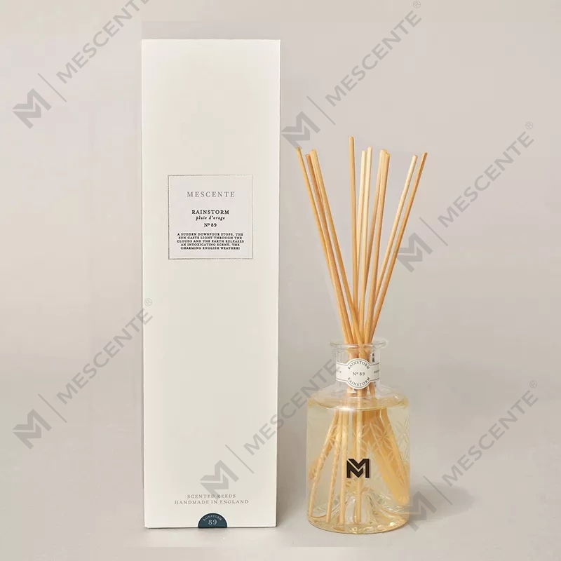 Odświeżacz powietrza M&Scent Gruppo Di Reed, zestaw dyfuzorów olejowych z trzciny z kolekcji świątecznej do domu